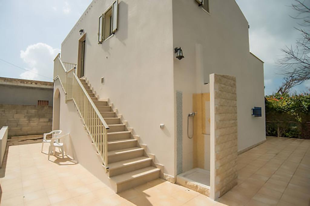 La Giara - Holiday Apartments Sampieri Exteriör bild